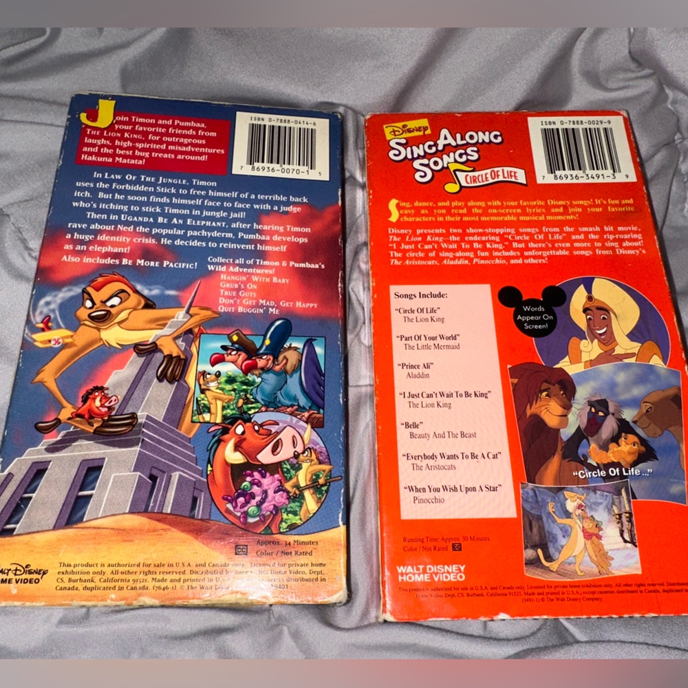 Lot of two vintage disney tapes Sing Along Songs the lion king & Timon and pumba